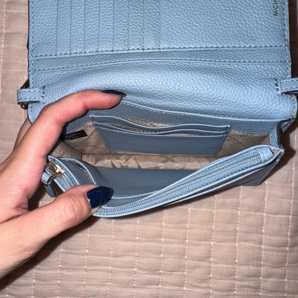 Michael Kors Blue Pebbled Leather Crossbody Bag - Picture 4 of 5